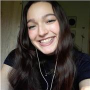 Profesora de francés para introducción al idioma para toda persona interesada en aprender el idioma del amor